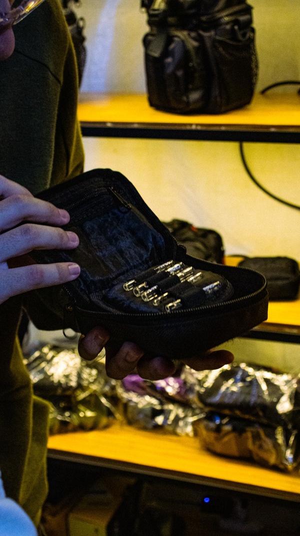 Smallkit Collab Kpipes Marrom Original