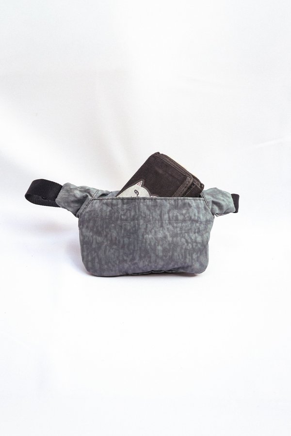 Pochete Collab Flora&Cultura Cinza