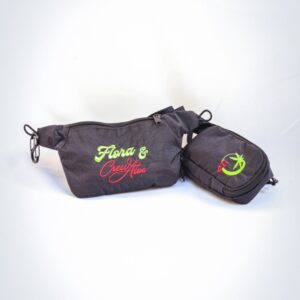 Pochete Collab Flora&Cultura Preta